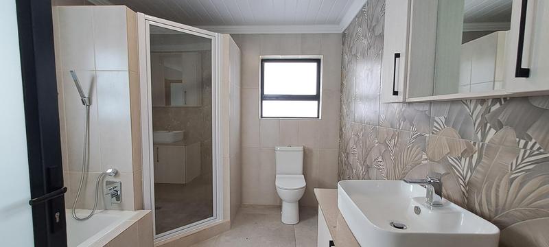 4 Bedroom Property for Sale in Stilbaai Wes Western Cape